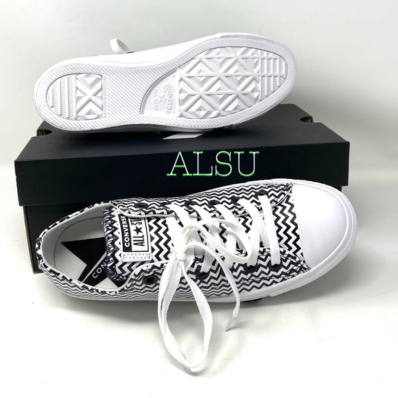 🌸SALE🌸 Converse Ctas Low Top Leather White Black Sneaker Womens Size 7 565367C - Picture 4 of 10